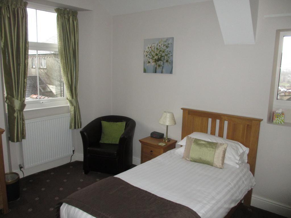 Hillside Bed & Breakfast Kendal Oda fotoğraf
